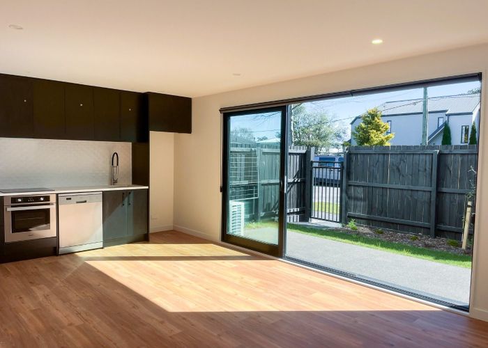  at 2/120 Edward Avenue, Edgeware, Christchurch City, Canterbury