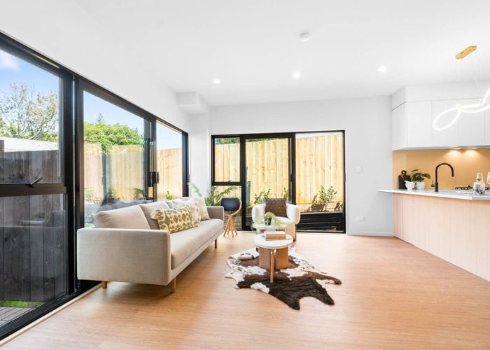  at 101 Gossamer Drive, Pakuranga Heights, Manukau City, Auckland