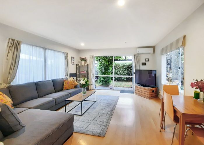  at 24 Coles Place, St Albans, Christchurch