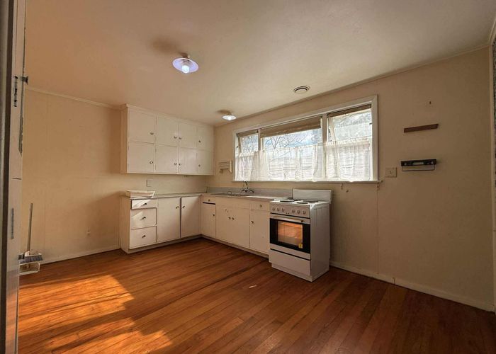  at 246 Taita Drive, Taita, Lower Hutt, Wellington