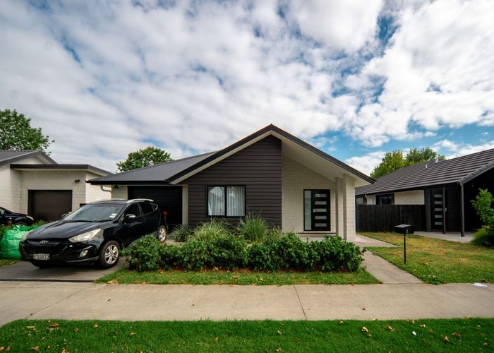  at 3 Cassidy Street, Hamilton East, Hamilton