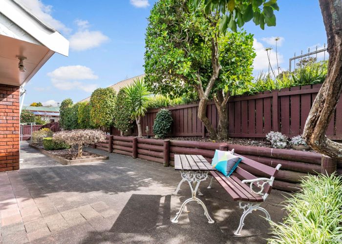  at 46 Glenfern Rd, Mellons Bay, Manukau City, Auckland