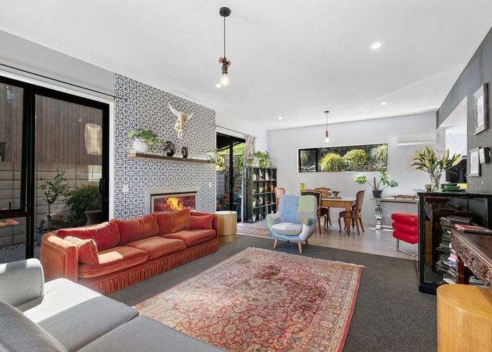  at 6 Redfern Terrace, Arthurs Point, Queenstown