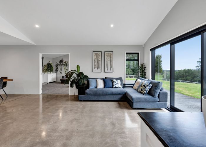  at 376 Egmont Road, Hillsborough