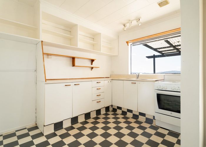  at 35 Waiho Terrace, Elsdon, Porirua