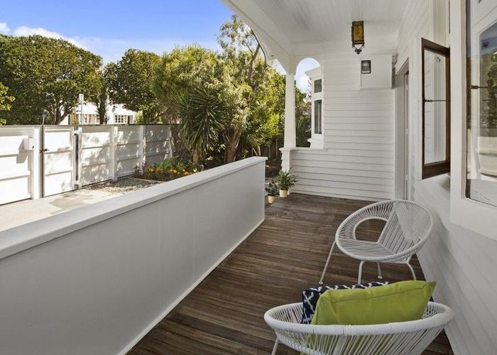  at 27 Hardy Street, Waterloo, Lower Hutt