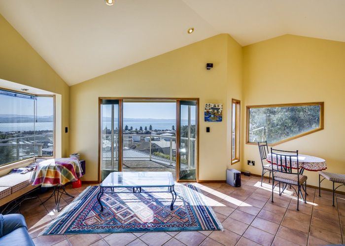  at 122a Chaucer Road North, Hospital Hill, Napier, Hawke's Bay
