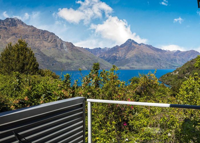  at 14A McKerrow Place, Sunshine Bay, Queenstown