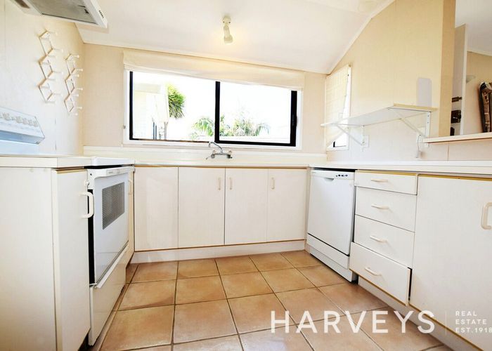  at 3 Chardon Place, Henderson, Waitakere City, Auckland