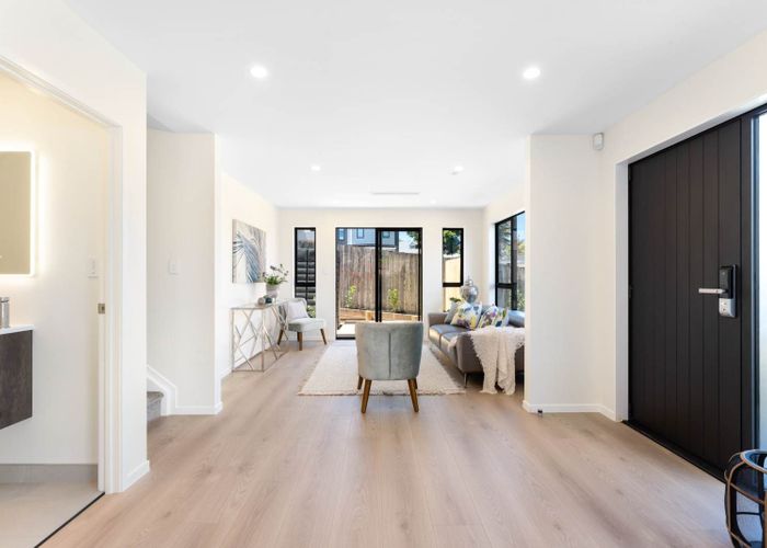  at 21A Crosby Road, West Harbour, Waitakere City, Auckland