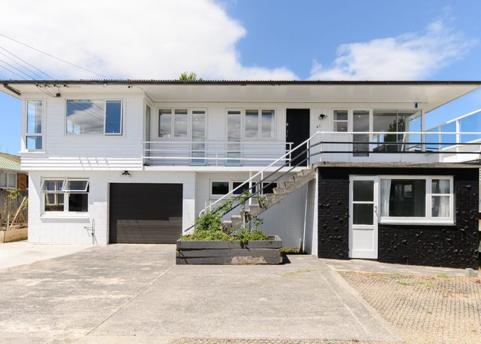 at 61 Church Road, Mangere Bridge, Auckland