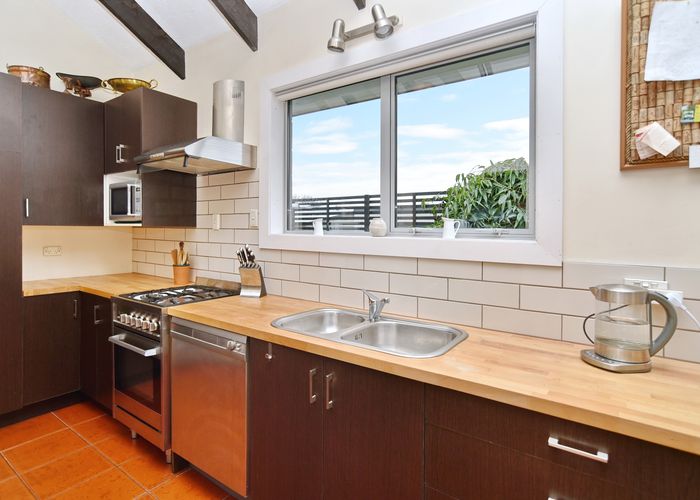  at 2/555 Cranford Street, Papanui, Christchurch