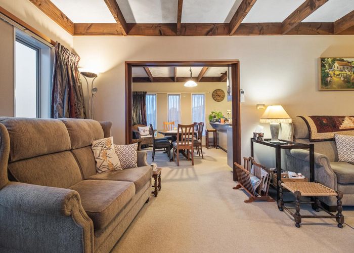  at 22 Widmore Drive, Massey, Waitakere City, Auckland