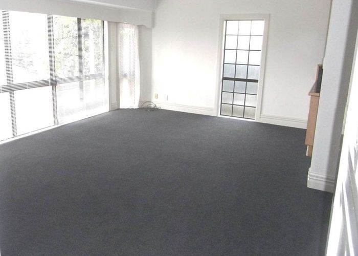  at 6 Windermere Crescent, Blockhouse Bay, Auckland City, Auckland