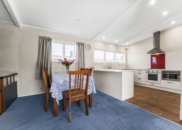  at 27 Whittle Place, New Windsor, Auckland City, Auckland