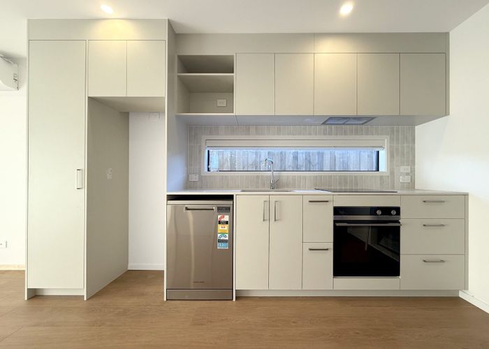  at 4/46 Taikata Road, Te Atatu Peninsula, Waitakere City, Auckland