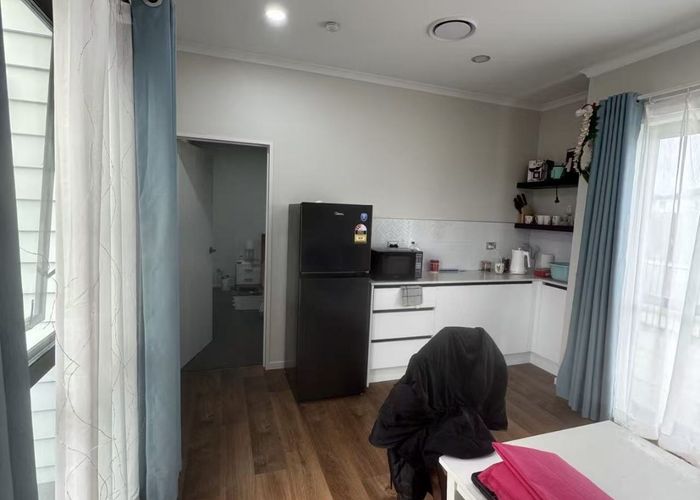  at 55 Hikuawa Rd, Flat Bush, Manukau City, Auckland