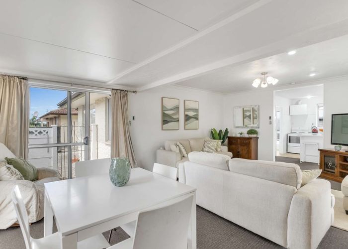  at 91B Cottonwood Street, Parklands, Christchurch