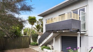  at 3/268 Meola Road, Point Chevalier, Auckland