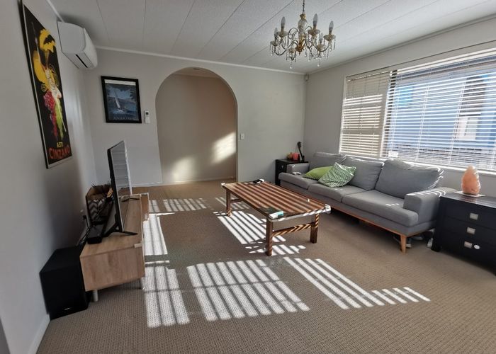  at 451b Mt Albert Road, Mount Roskill, Auckland City, Auckland