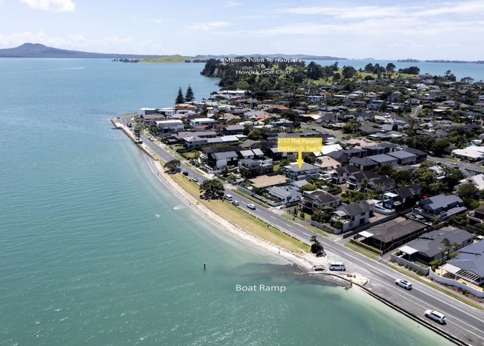  at 2/17 The Parade, Bucklands Beach, Manukau City, Auckland