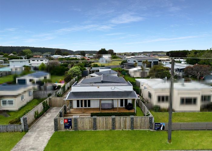  at 51 Nash Parade, Foxton Beach, Foxton