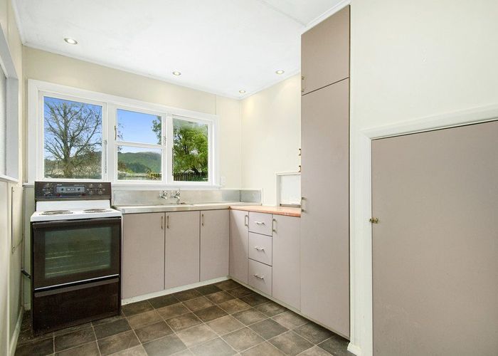 at 30 Roberts Street, Tawa, Wellington, Wellington
