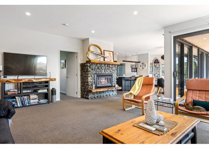 at 44 Holiday Drive, Mairehau, Christchurch