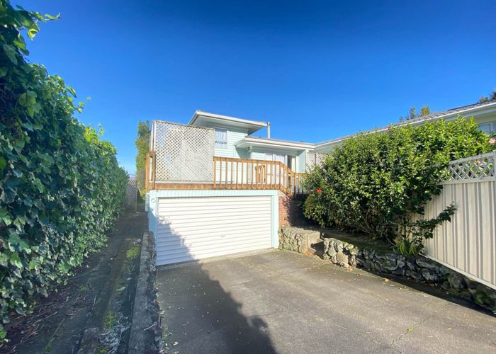  at 6 Avoca Road, Cockle Bay, Manukau City, Auckland