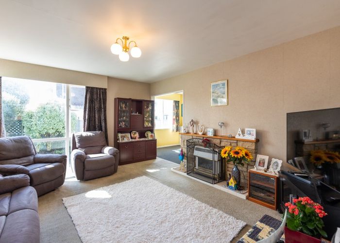  at 8 Park Road, West End, Palmerston North