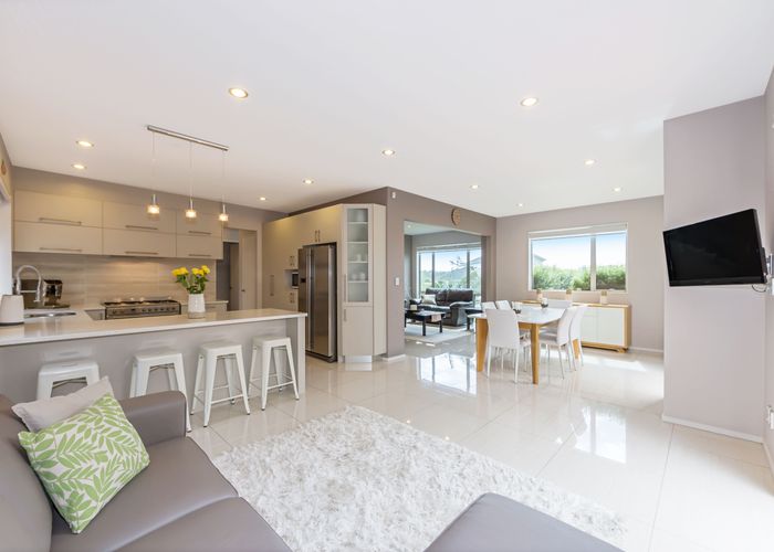  at 13 Vera Court, Silverdale, Silverdale