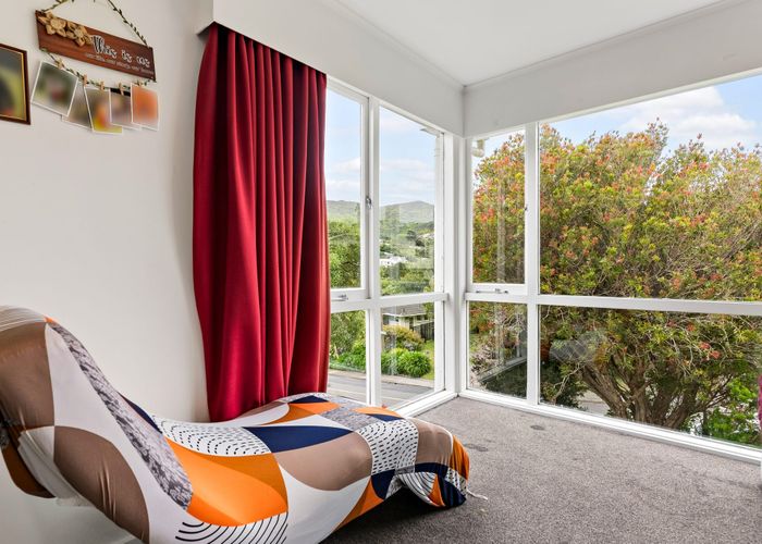  at 10 Woodhouse Avenue, Karori, Wellington, Wellington
