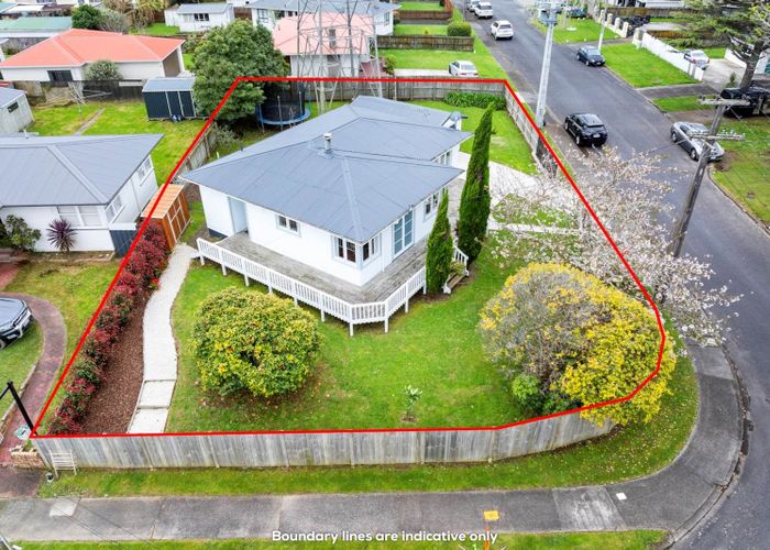  at 2 Undine Street, Pakuranga, Auckland