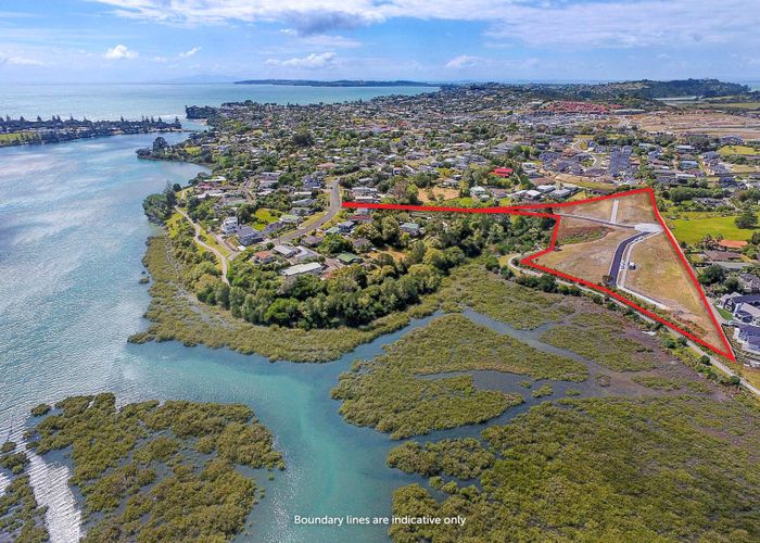  at 12 Odlin Lane, Red Beach, Red Beach