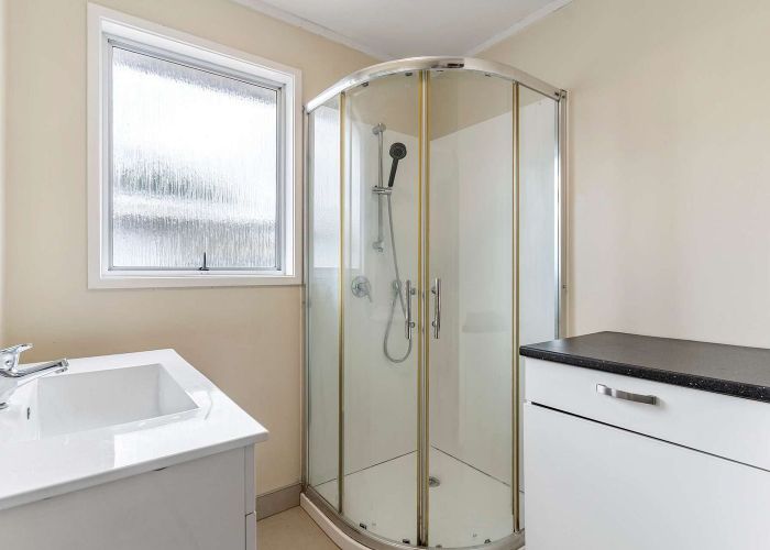  at 71 Sikkim Crescent, Clover Park, Auckland