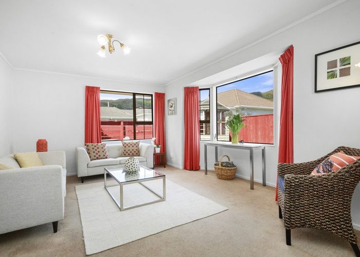  at 2/7 Jutland Street, Waterloo, Lower Hutt, Wellington
