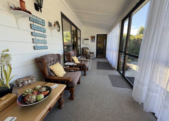  at 22 Arthur Road, Pounawea, Clutha, Otago