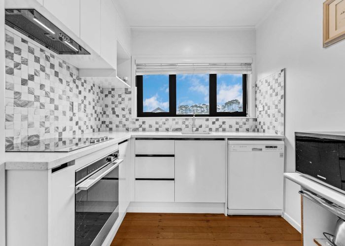  at 190 Forrest Hill Road, Forrest Hill, Auckland