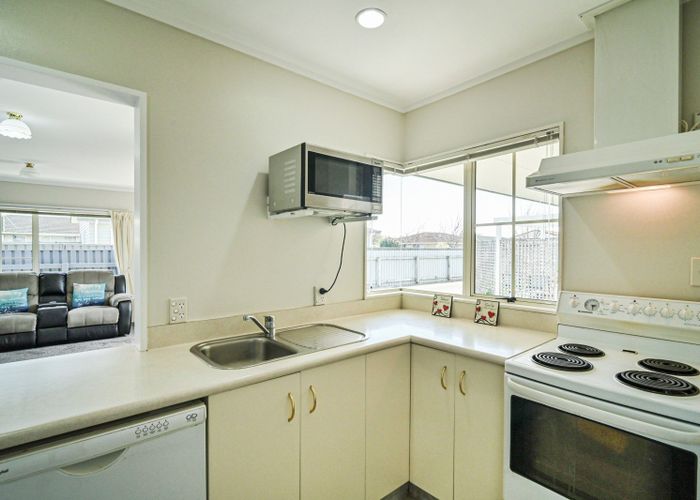  at 2/612 Queen Street West, Saint Leonards, Hastings, Hawke's Bay