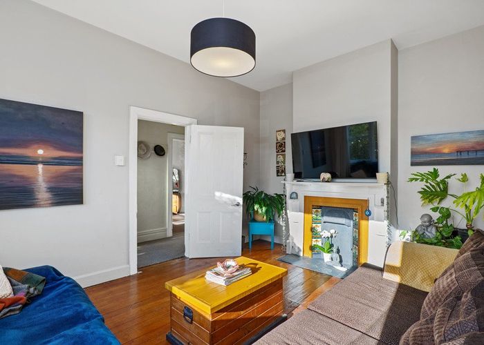  at 18 Olliviers Road, Phillipstown, Christchurch City, Canterbury