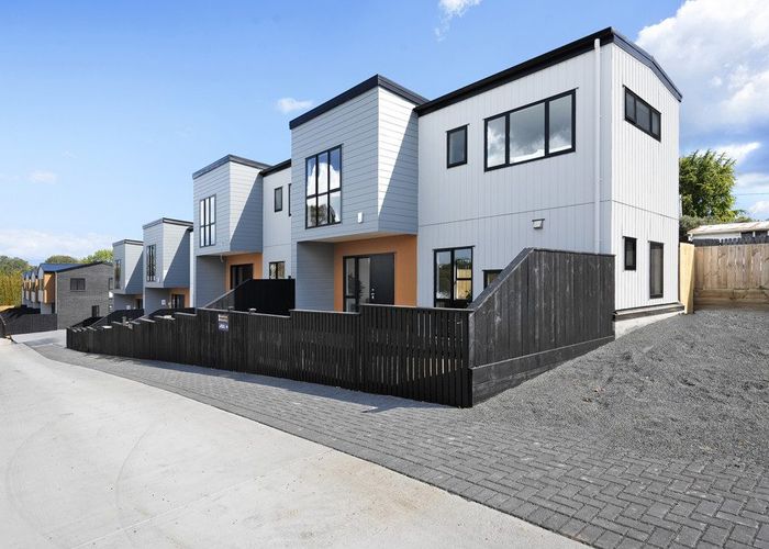  at Lot 10/20 Seabrook Ave, New Lynn, Waitakere City, Auckland