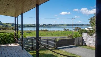  at 4 Marchant Road, Hihi