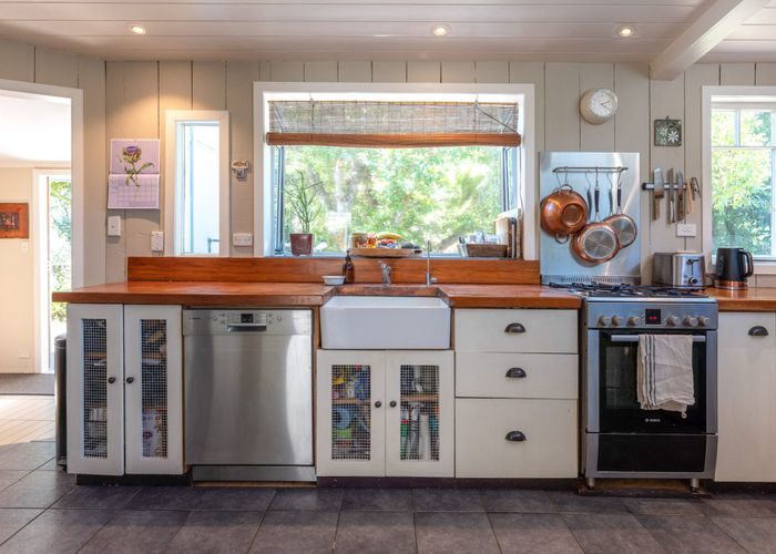  at 7 Hillside Road, Ostend, Waiheke Island