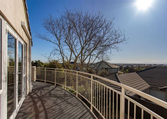  at 4 Somerton Rise, Westmorland, Christchurch
