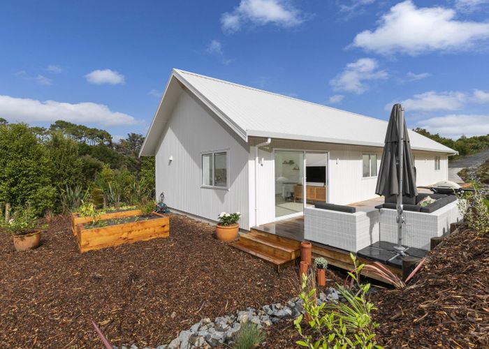  at 108 Barrett Road, Albany