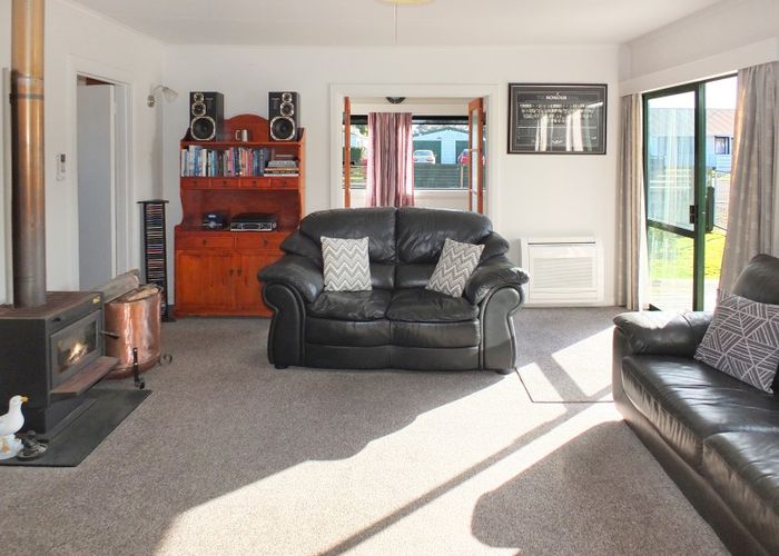  at 28 Linklater Avenue, Foxton Beach, Foxton
