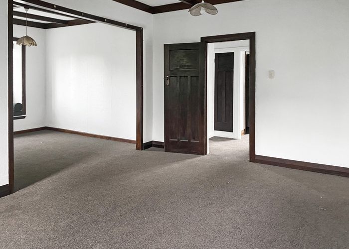  at 25 Lincoln Road, Henderson, Auckland