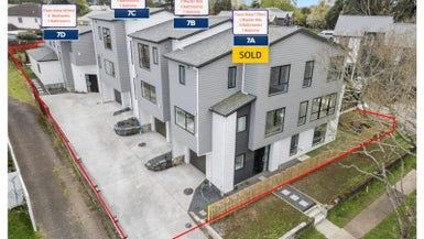  at 7D Titirangi Road, New Lynn, Auckland