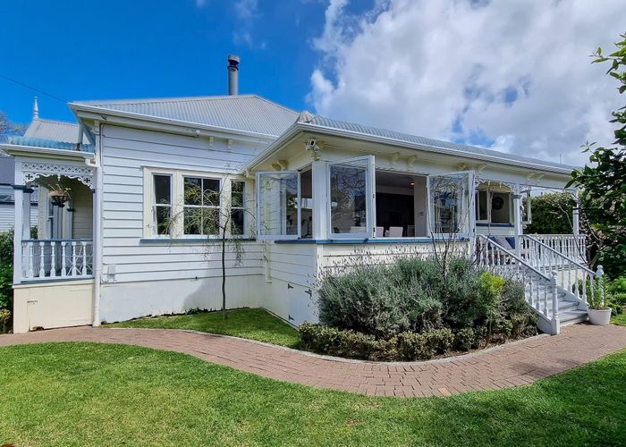  at 6 Eton Avenue, Devonport, Auckland