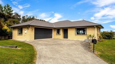  at 32 Mt Marua Way, Timberlea, Upper Hutt